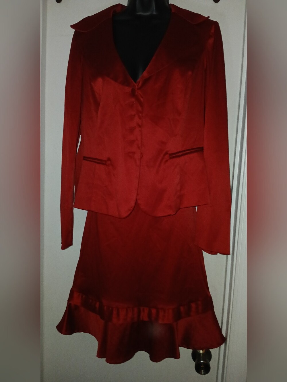 NWOT Red Women's Blazer Jacket - Classic Tailored Style